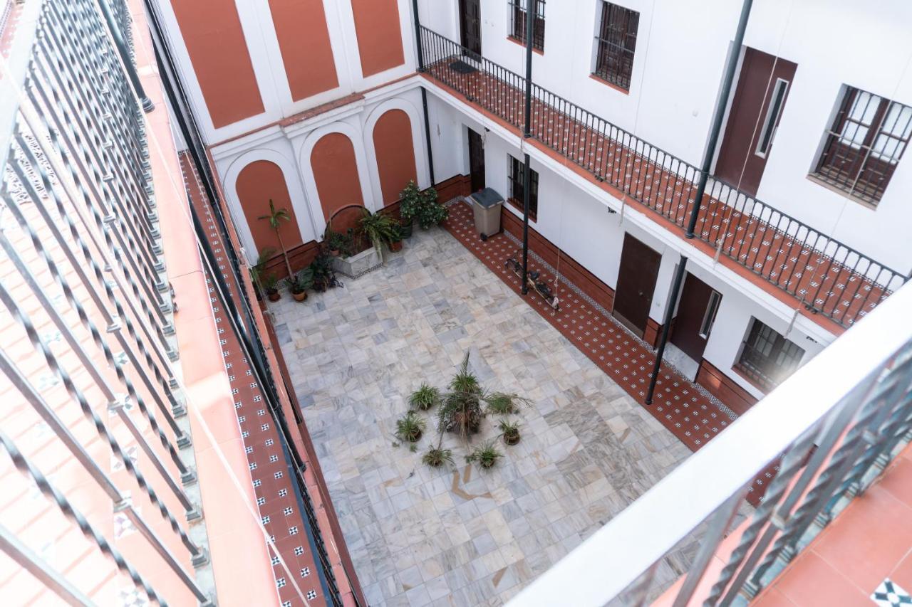 Muy Centrico Apto. En Tipico Patio Sevillano Ngoại thất bức ảnh
