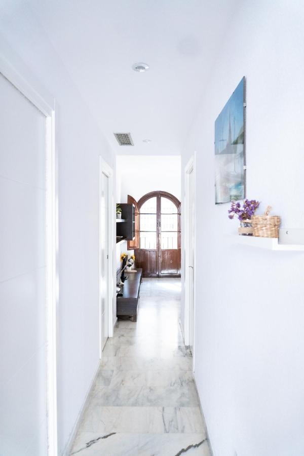 Muy Centrico Apto. En Tipico Patio Sevillano Ngoại thất bức ảnh